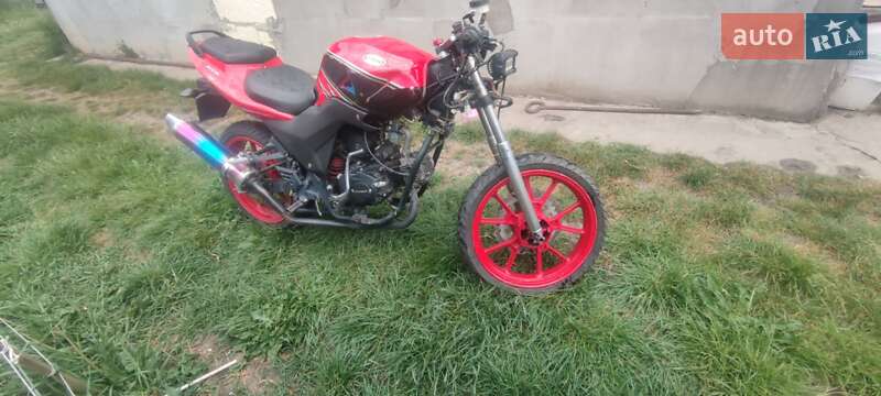 Мотоцикл Спорт-туризм G-max Racer 2012 в Теребовле