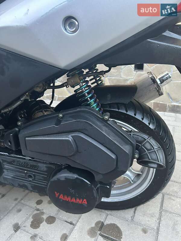 Максі-скутер G-max Volcan 2013 в Охтирці