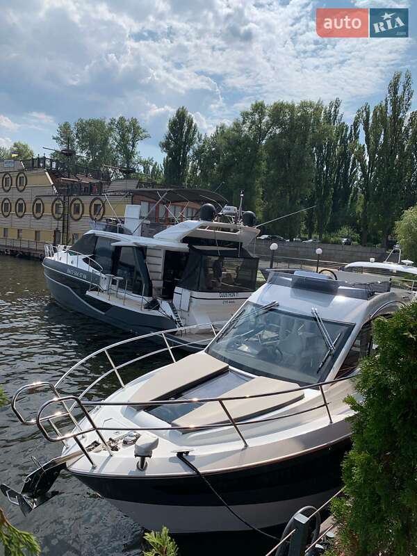 Моторная яхта Galeon 300 2021 в Киеве фото 6 Моторная яхта Galeon 300 2021 в Киеве