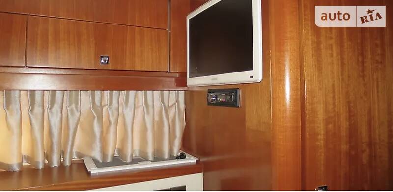 Моторная яхта Galeon 340 2011 в Киеве