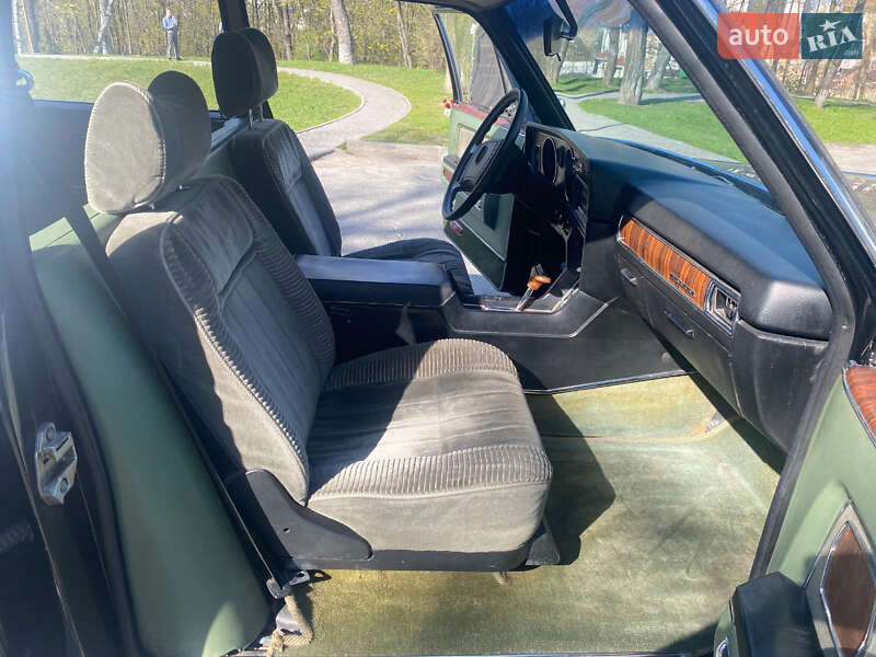 Лимузин ГАЗ 14 Чайка 1982 в Киеве