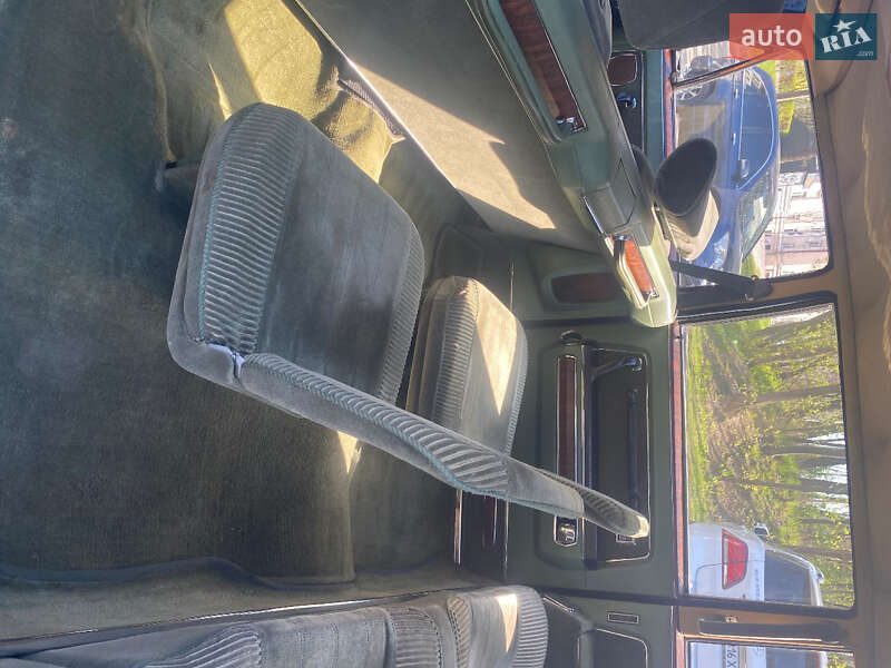 Лимузин ГАЗ 14 Чайка 1982 в Киеве