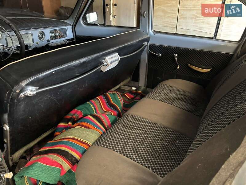 Седан ГАЗ 21 Волга 1968 в Иванкове