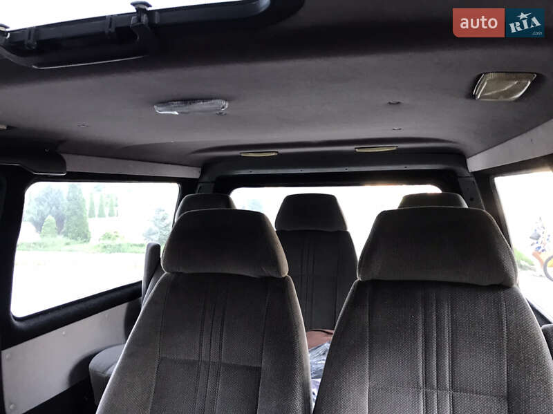 Минивэн ГАЗ 2217 Баргузин 2003 в Ивано-Франковске фото 6 Минивэн ГАЗ 2217 Баргузин 2003 в Ивано-Франковске