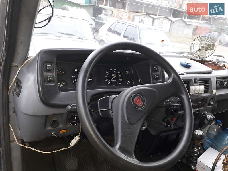 Минивэн ГАЗ 2217 Соболь 2001 в Львове