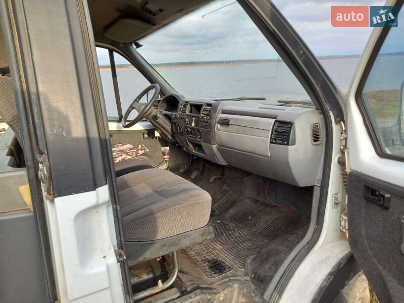 Мікроавтобус ГАЗ 2217 Соболь 2006 в Миколаєві