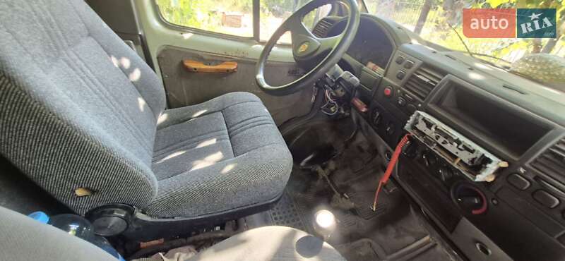 Мікроавтобус ГАЗ 2217 Соболь 2005 в Саврані фото 3 Мікроавтобус ГАЗ 2217 Соболь 2005 в Саврані