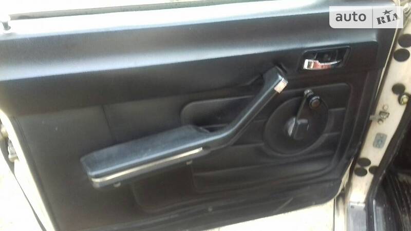 Седан ГАЗ 24-10 Волга 1987 в Ильинцах фото 27 Седан ГАЗ 24-10 Волга 1987 в Ильинцах