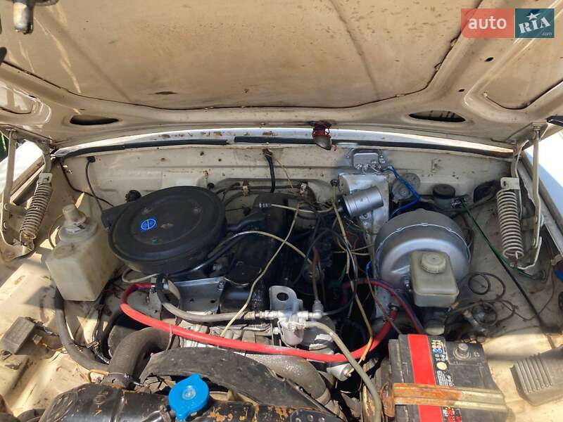 Седан ГАЗ 24-10 Волга 1990 в Маньковке