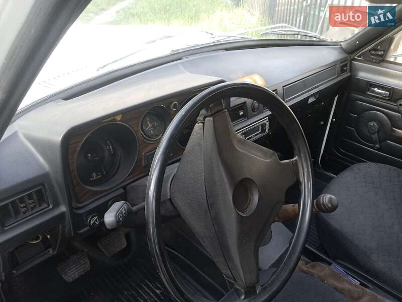 Седан ГАЗ 24-10 Волга 1985 в Запорожье фото 5 Седан ГАЗ 24-10 Волга 1985 в Запорожье