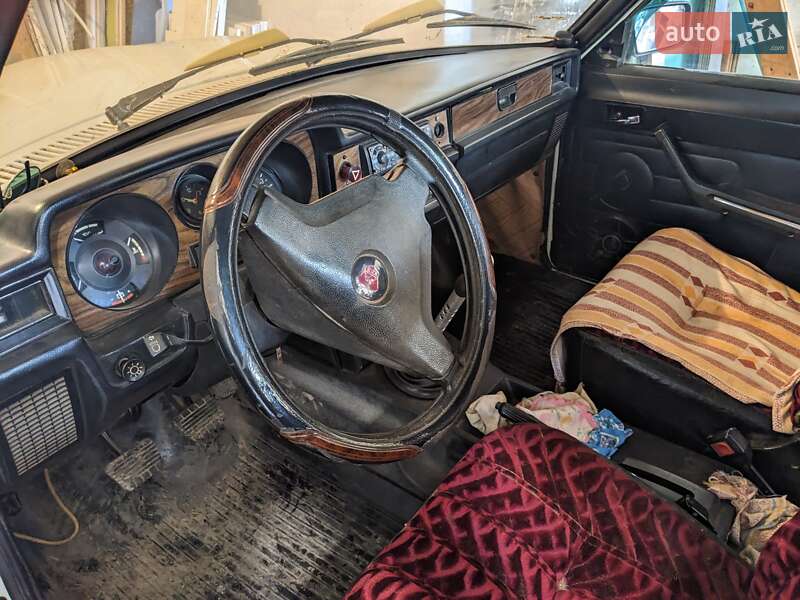 Седан ГАЗ 24-10 Волга 1985 в Веселинове фото 3 Седан ГАЗ 24-10 Волга 1985 в Веселинове