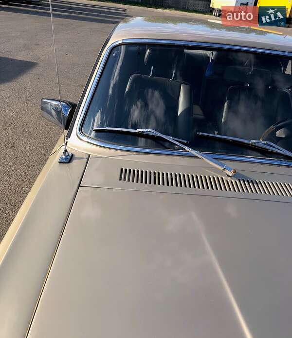 Седан ГАЗ 24-10 Волга 1989 в Києві