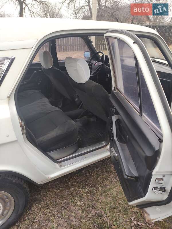 Седан ГАЗ 24-10 Волга 1987 в Сингуры