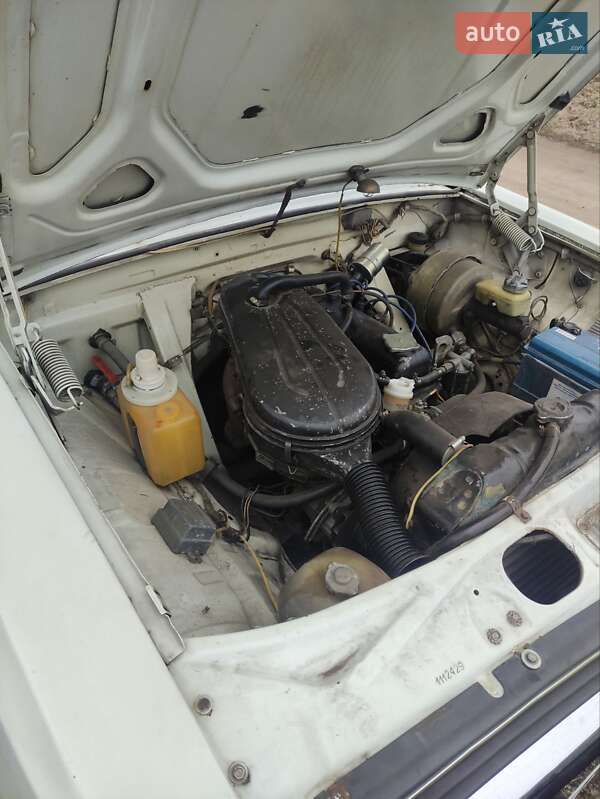 Седан ГАЗ 24-10 Волга 1987 в Сингуры