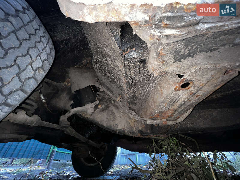 Седан ГАЗ 24-10 Волга 1992 в Яготині