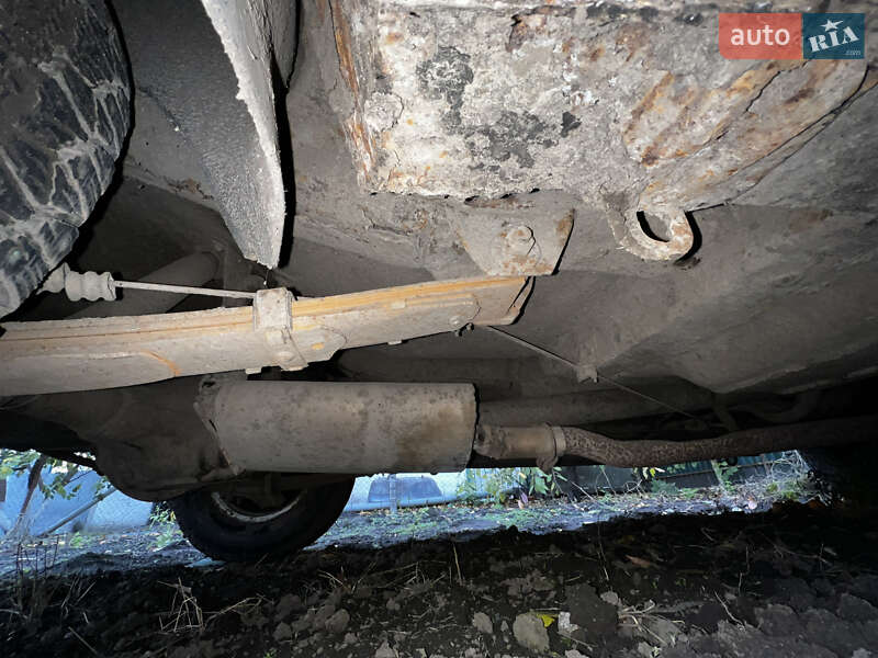 Седан ГАЗ 24-10 Волга 1992 в Яготині