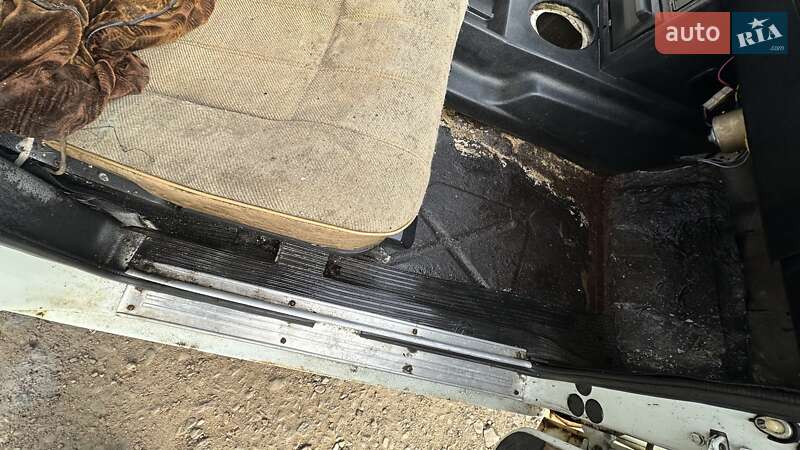 Седан ГАЗ 24-10 Волга 1988 в Стрые