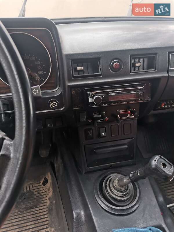 Седан ГАЗ 24-10 Волга 1989 в Киеве