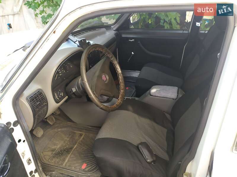 Седан ГАЗ 24-10 Волга 1986 в Днепре фото 4 Седан ГАЗ 24-10 Волга 1986 в Днепре