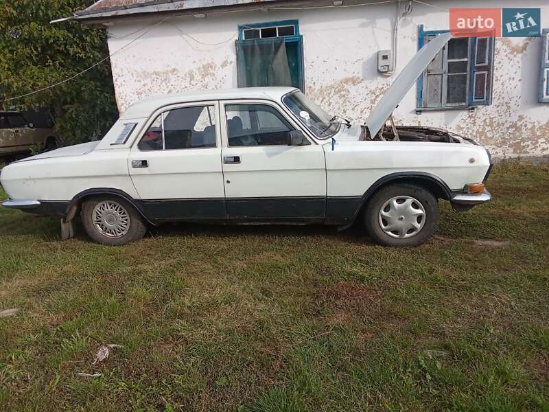 Седан ГАЗ 24-10 Волга 1988 в Золотоноші