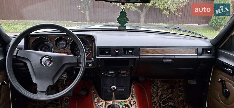 Седан ГАЗ 24-10 Волга 1990 в Киеве