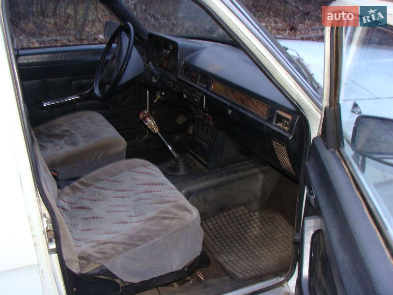 Седан ГАЗ 24-10 Волга 1989 в Харькове