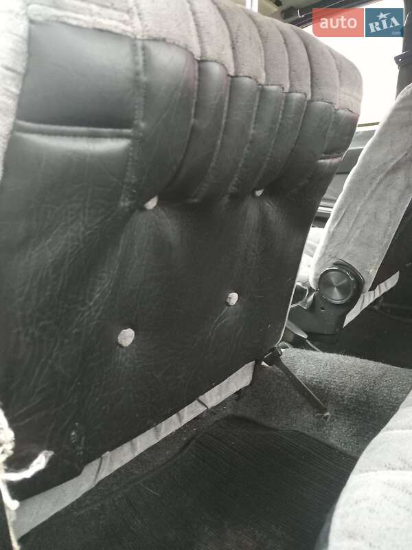 Седан ГАЗ 24-10 Волга 1990 в Нових Петрівцях