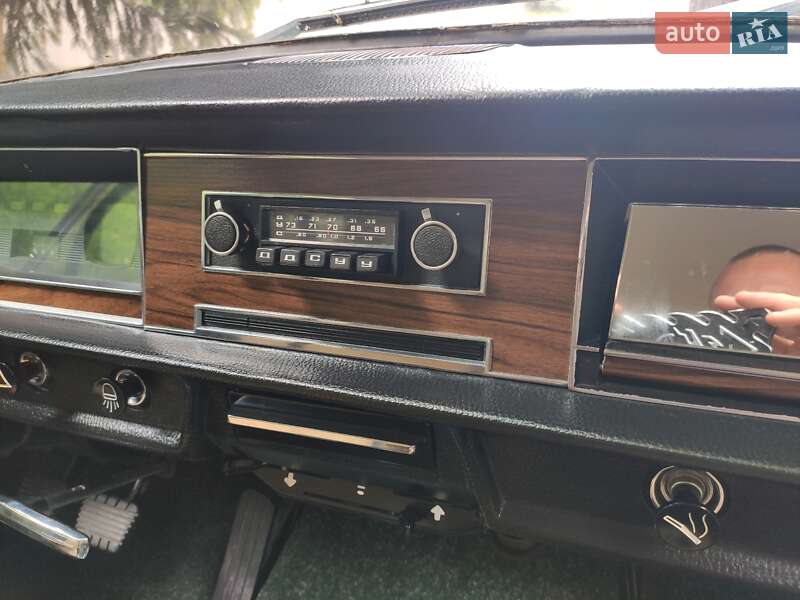 Седан ГАЗ 24 Волга 1979 в Черновцах