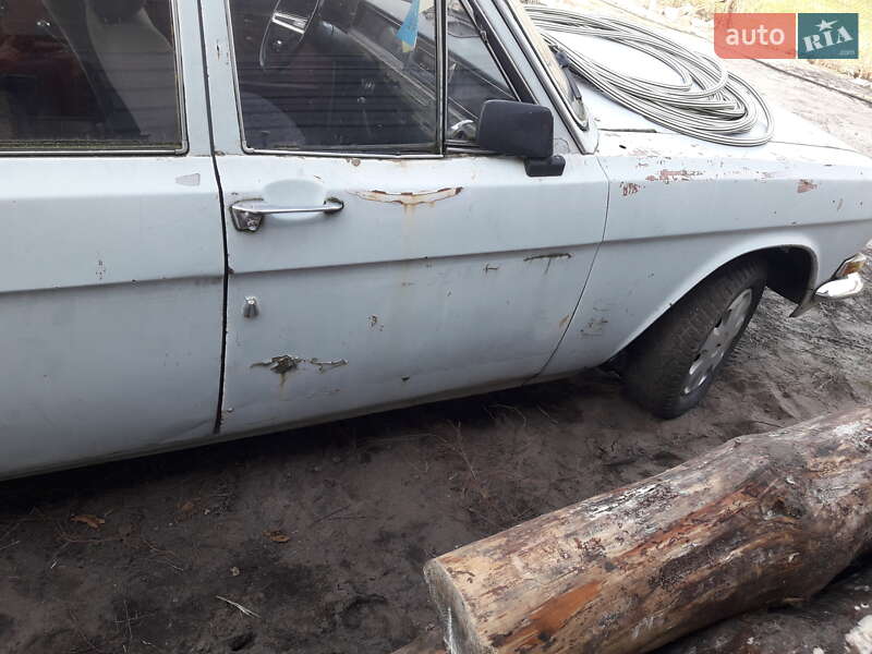Седан ГАЗ 24 Волга 1977 в Нетешине фото 5 Седан ГАЗ 24 Волга 1977 в Нетешине