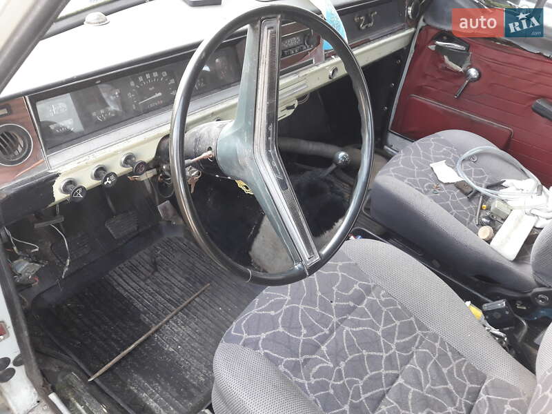 Седан ГАЗ 24 Волга 1977 в Нетешине фото 6 Седан ГАЗ 24 Волга 1977 в Нетешине