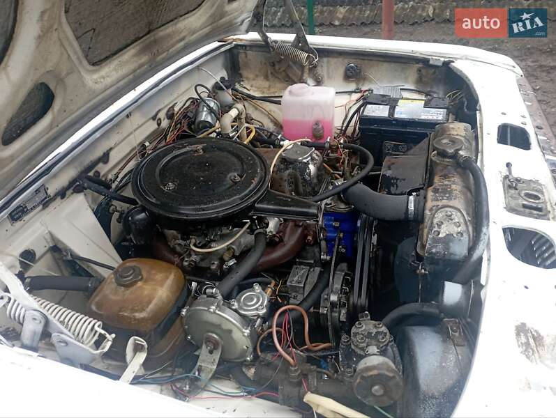 Седан ГАЗ 24 Волга 1984 в Полтаве