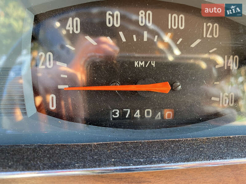 Седан ГАЗ 24 Волга 1976 в Киеве