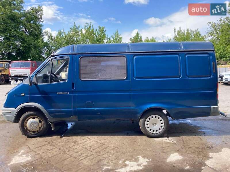 Грузопассажирский фургон ГАЗ 2705 Газель 2003 в 