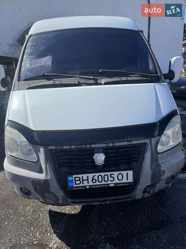 Грузовой фургон ГАЗ 2705 Газель 2012 в 