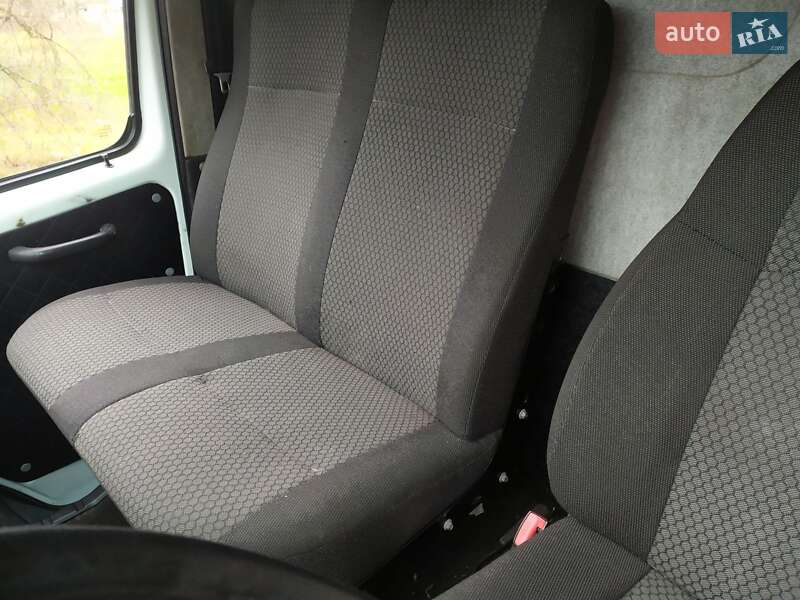 Вантажний фургон ГАЗ 2705 Газель 2013 в Охтирці