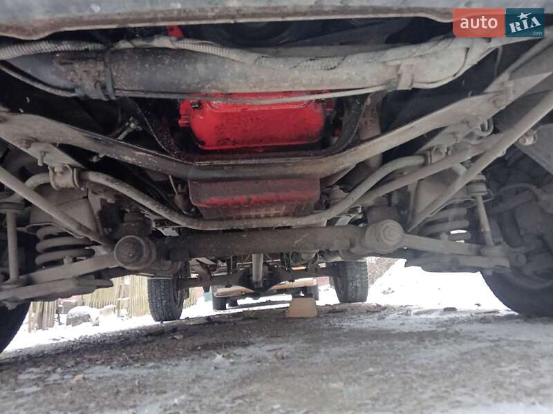 Минивэн ГАЗ 2752 Соболь 2003 в Коростене