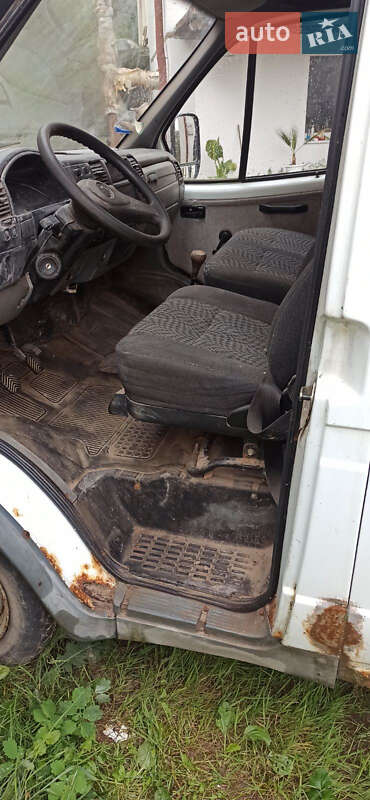 Вантажний фургон ГАЗ 2752 Соболь 2005 в Теребовлі