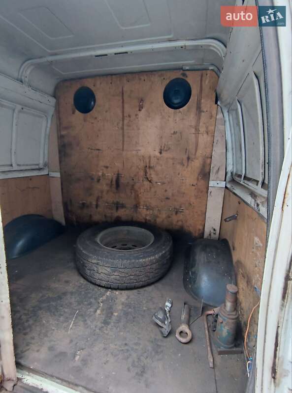 Грузопассажирский фургон ГАЗ 2752 Соболь 2015 в Кривом Роге фото 9 Грузопассажирский фургон ГАЗ 2752 Соболь 2015 в Кривом Роге