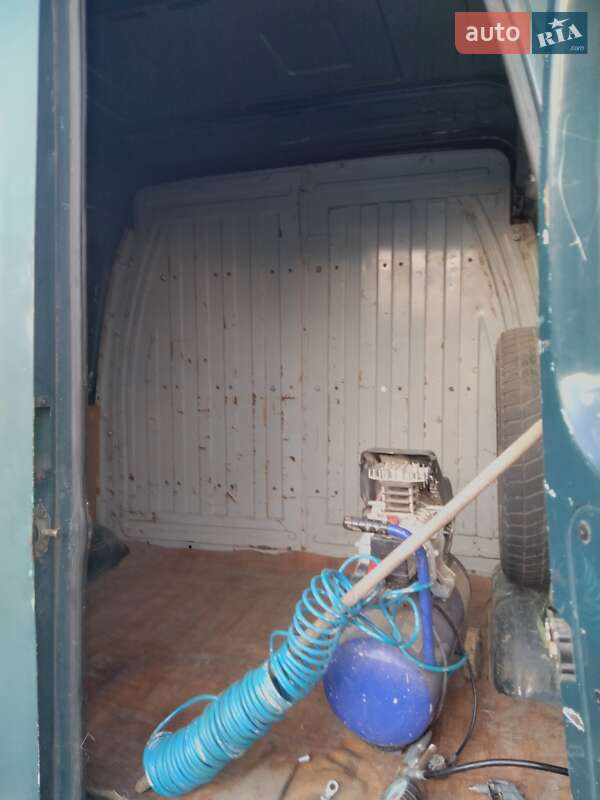 Вантажопасажирський фургон ГАЗ 2752 Соболь 2001 в Одесі