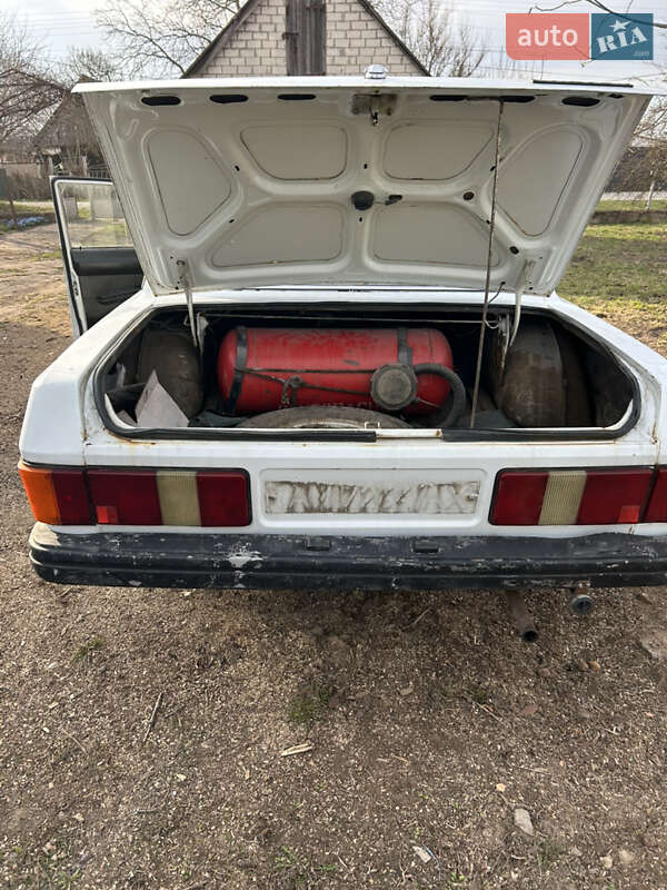 Седан ГАЗ 31029 Волга 1995 в Бердичеве