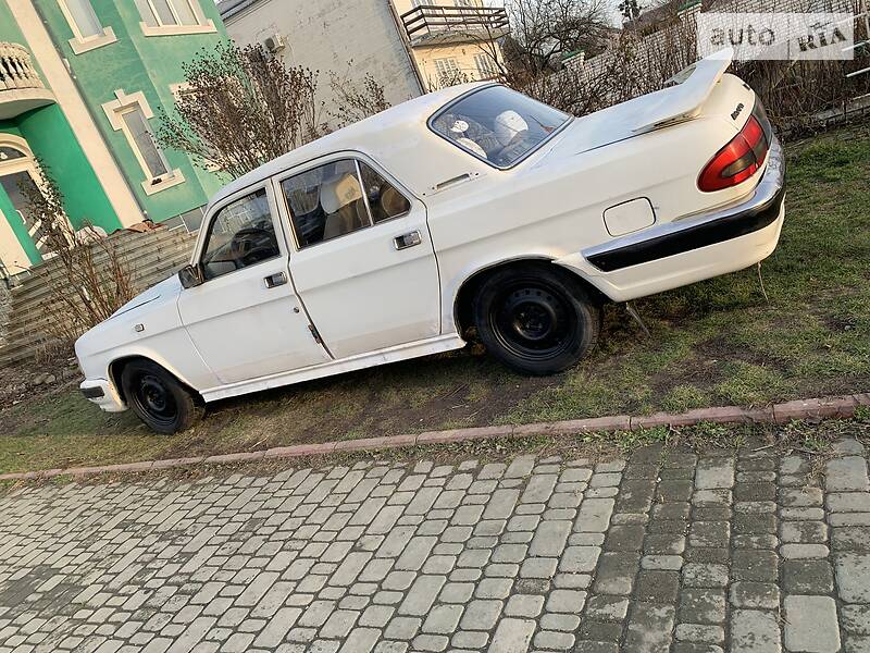 Седан ГАЗ 3110 Волга 2003 в Чернівцях