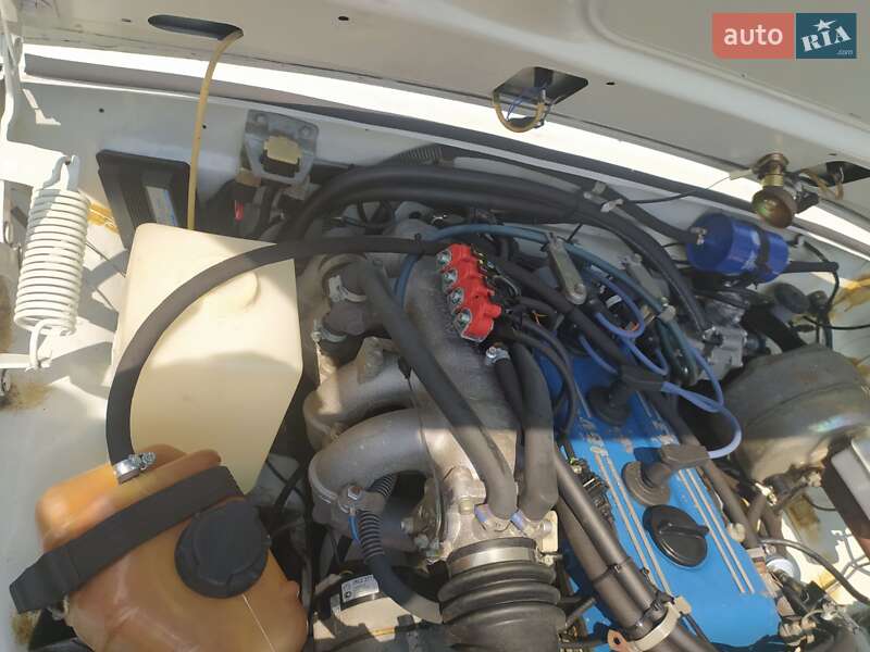 Седан ГАЗ 3110 Волга 2003 в Чернигове фото 50 Седан ГАЗ 3110 Волга 2003 в Чернигове