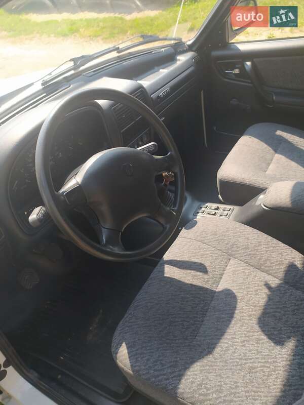 Седан ГАЗ 3110 Волга 2003 в Чернигове фото 64 Седан ГАЗ 3110 Волга 2003 в Чернигове