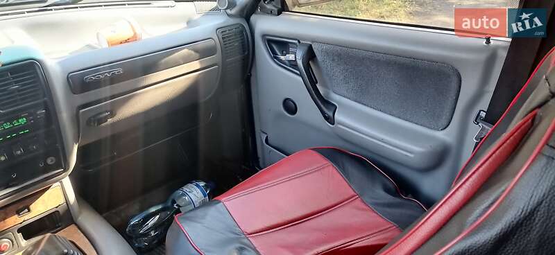 Седан ГАЗ 3110 Волга 2000 в Добропіллі