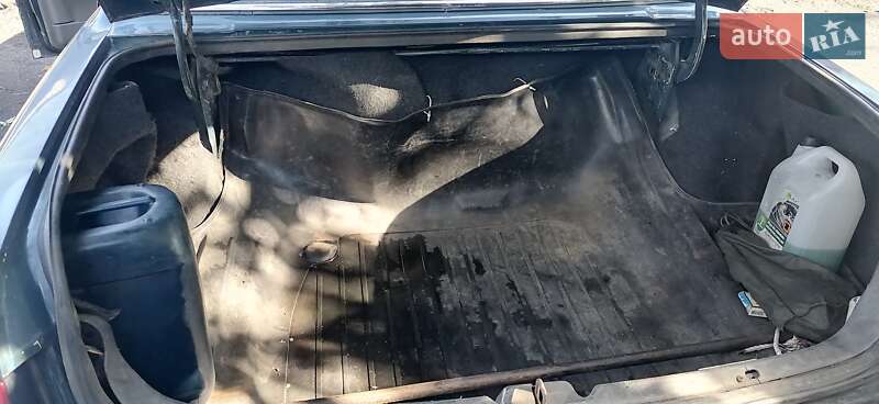 Седан ГАЗ 3110 Волга 2000 в Добропіллі