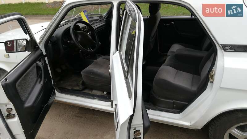 Седан ГАЗ 3110 Волга 2003 в Кодыме