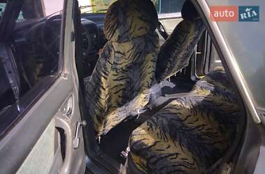 Седан ГАЗ 3110 Волга 2003 в Киеве