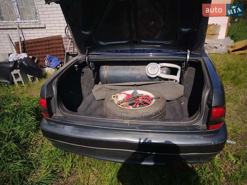 Седан ГАЗ 3110 Волга 2003 в Киеве