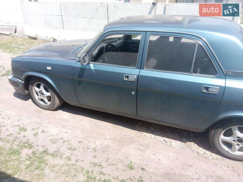 Седан ГАЗ 3110 Волга 2003 в Киеве