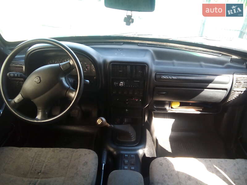 Седан ГАЗ 3110 Волга 2002 в Львові